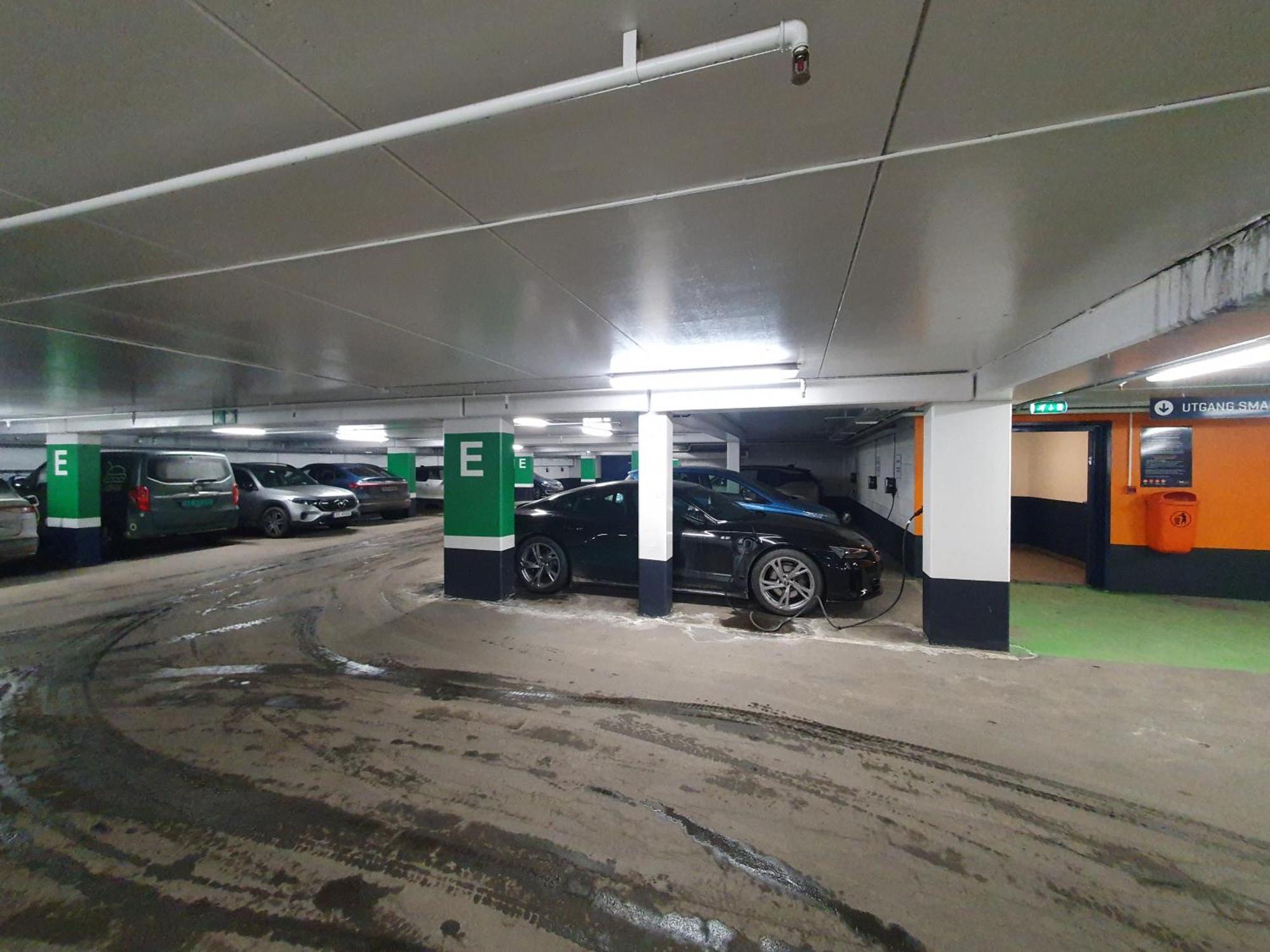 Oslo Center Apt&Central Station& Garage Parking Экстерьер фото